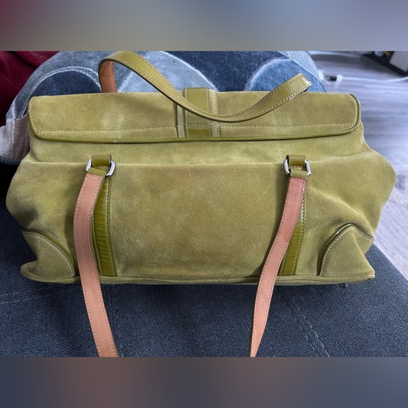 Vintage Green suede Coach hand bag - Picture 3 of 11